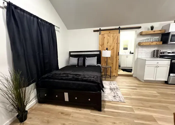 Holiday home Brand New With Amenities